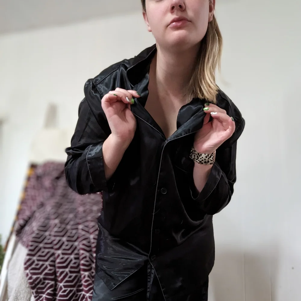 VTG 1990s Silky Pajama Set